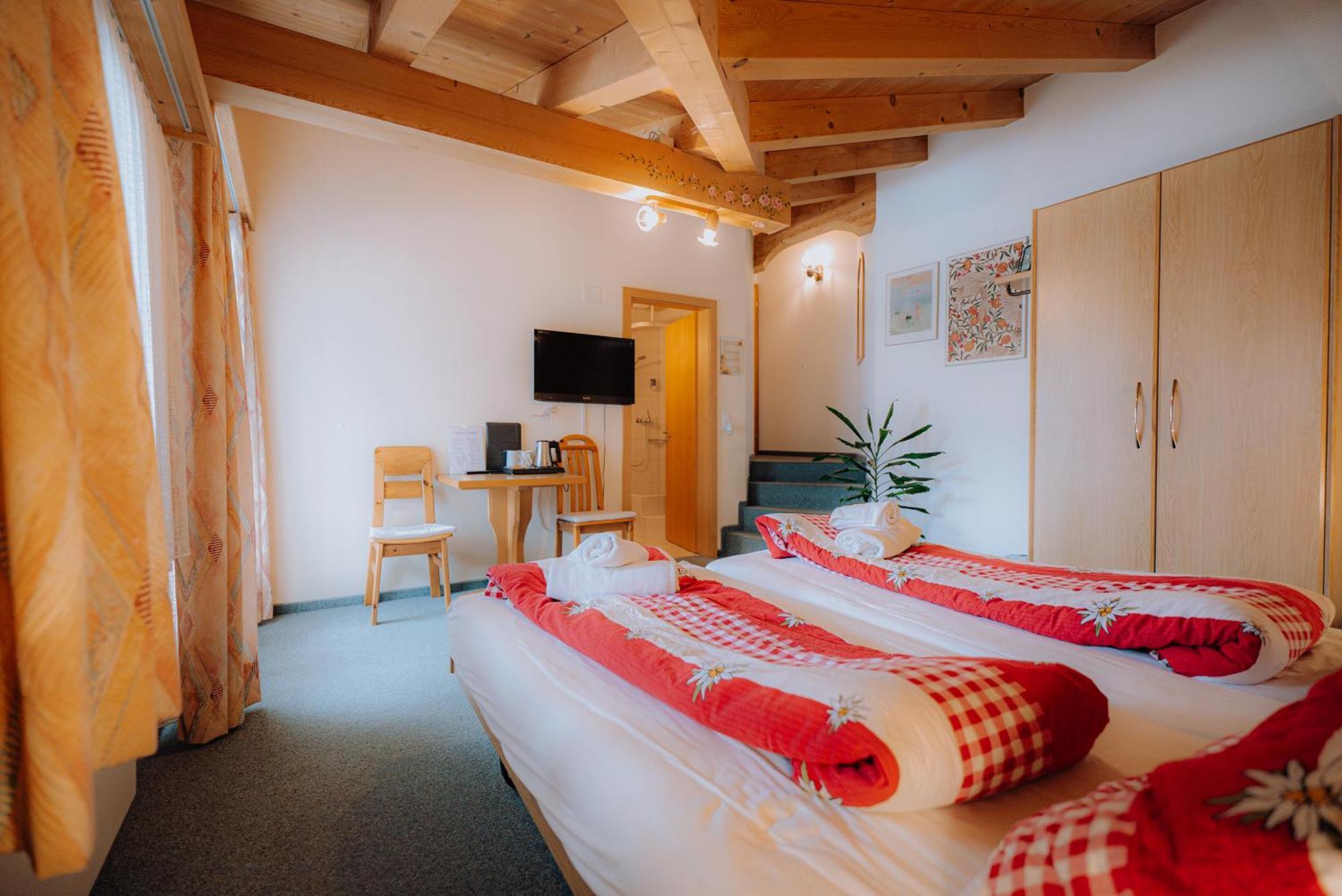 Hotel Wildbach Brienz Brienz  Kültér fotó